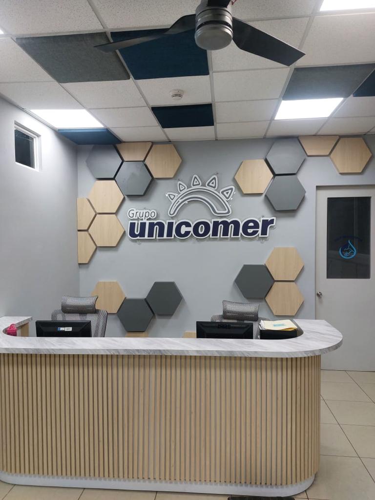 Elementos de Marca 3D para Recepciones (Office Branding)