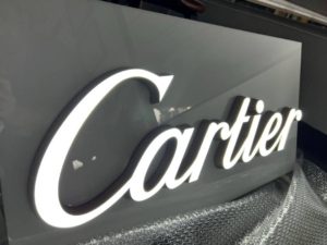 materiales más duraderos para rotulación exterior en Costa Rica