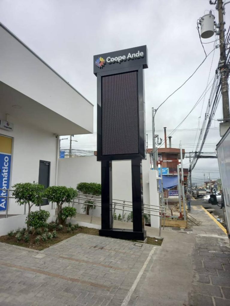 tótem publicitario para exterior, Tótem para publicidad en costa rica