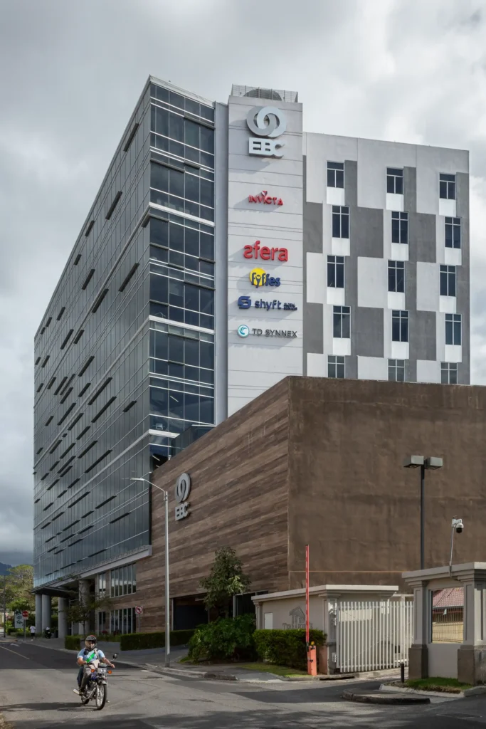 renovación de rótulos comerciales